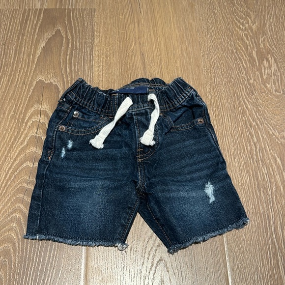 GAP Denim Shorts - Picture 1 of 2